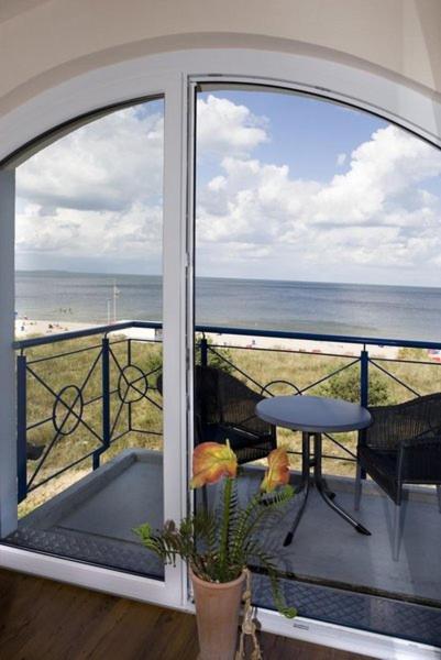 Haus Auf Der Duene Fewo Ostseeblick トラッセンハイデ エクステリア 写真